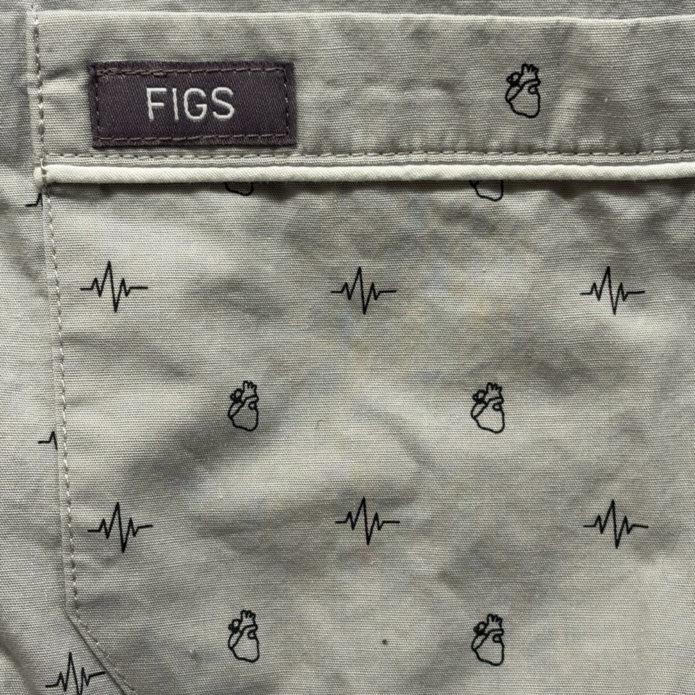 Figs Heartbeat 100% Cotton Pajama Top (XS) - Picture 5 of 8